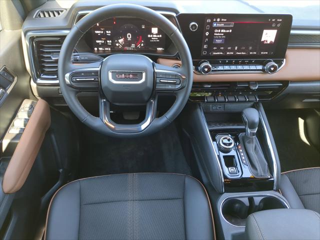 2025 GMC Canyon 4WD AT4