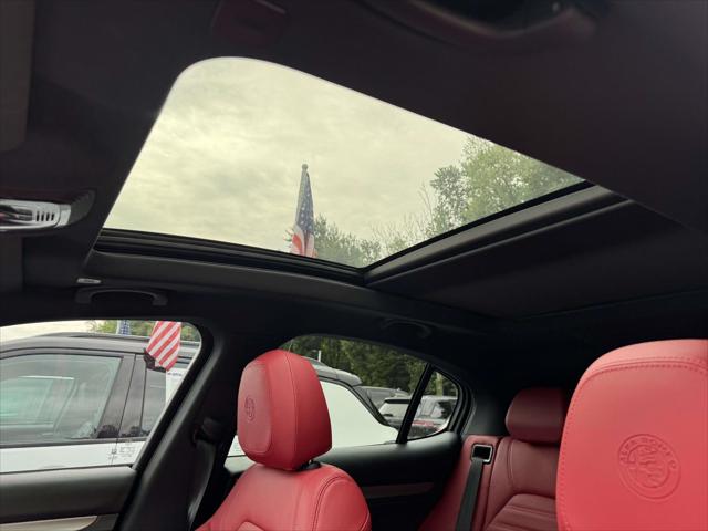 2024 Alfa Romeo Stelvio Veloce AWD