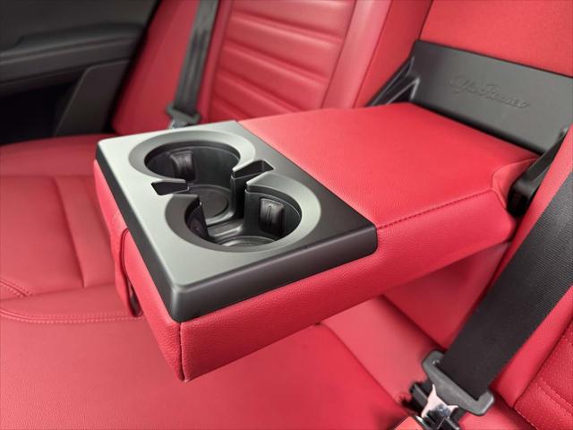 2024 Alfa Romeo Stelvio Veloce AWD