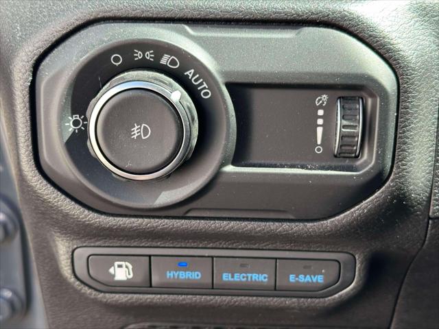 2023 Jeep Wrangler 4xe Sahara 4x4