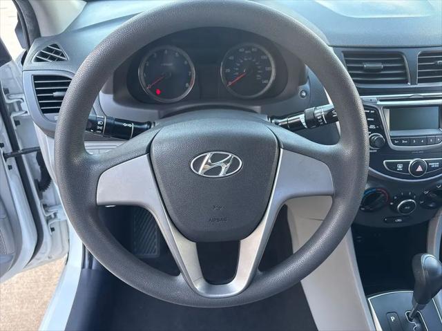 2017 Hyundai Accent SE