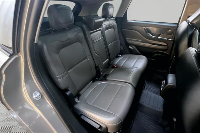 2025 Lincoln Corsair Premiere