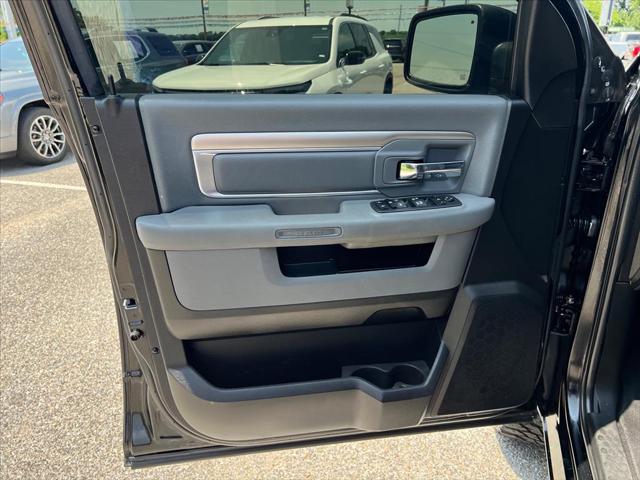2019 Ram 1500 Classic Big Horn Crew Cab 4x4 5'7" Box
