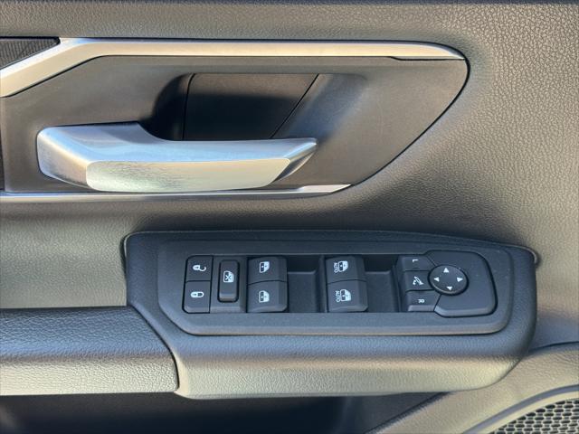 2025 Ram 1500 Big Horn Crew Cab 4x4 5'7" Box