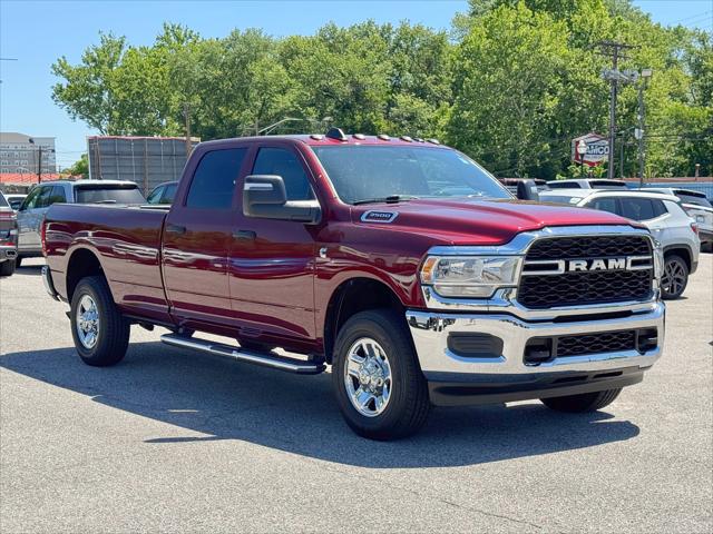 2023 Ram 3500 Tradesman Crew Cab 4x4 8' Box