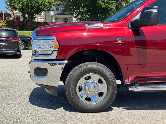2023 Ram 3500 Tradesman Crew Cab 4x4 8' Box