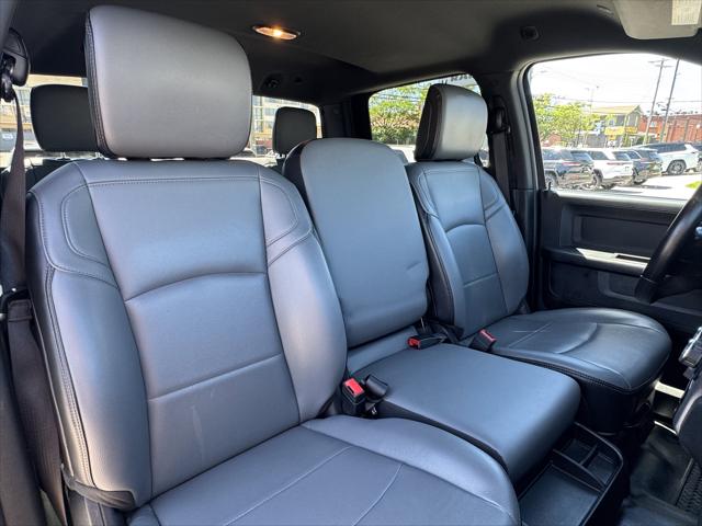2023 Ram 3500 Tradesman Crew Cab 4x4 8' Box