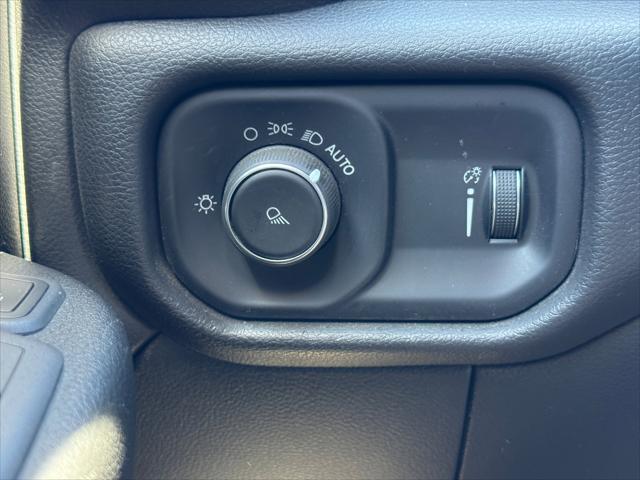 2023 Ram 3500 Tradesman Crew Cab 4x4 8' Box