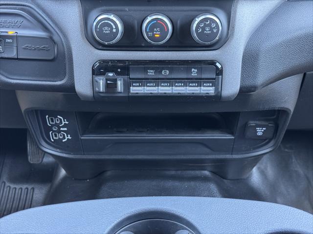 2023 Ram 3500 Tradesman Crew Cab 4x4 8' Box