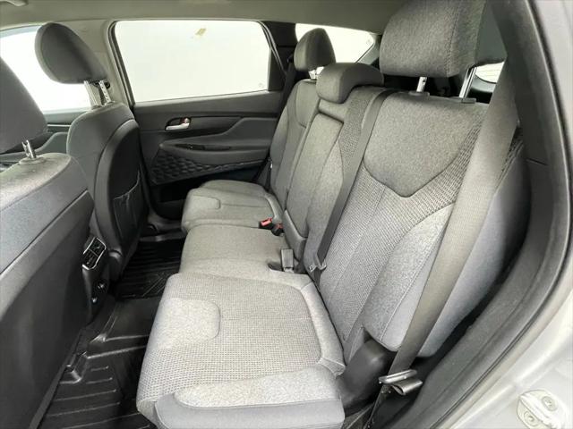2022 Hyundai Santa Fe SE