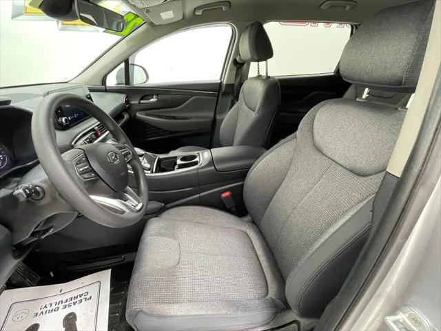 2022 Hyundai Santa Fe SE