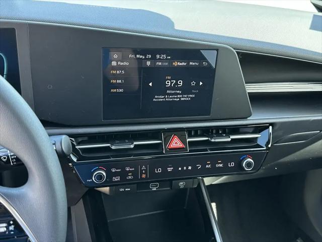 2026 Kia Niro LX