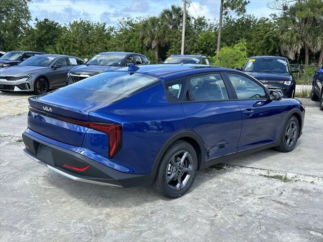 2026 Kia K4 LXS