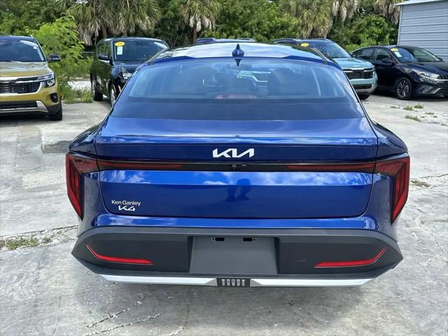 2026 Kia K4 LXS