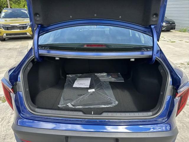 2026 Kia K4 LXS