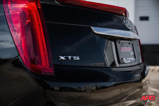 2014 Cadillac XTS Standard