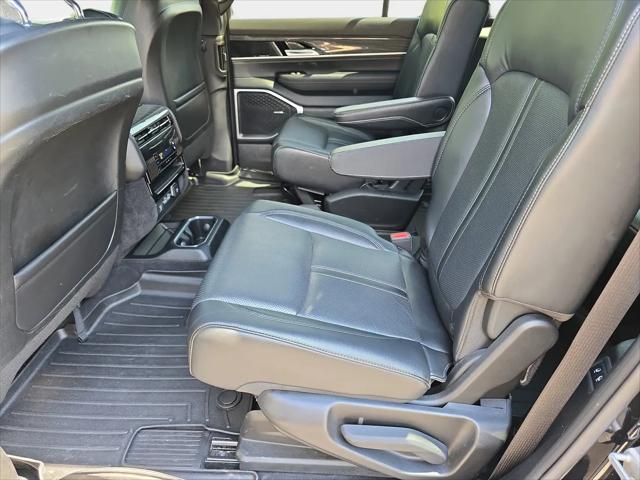 2022 Jeep Wagoneer Series III 4x4