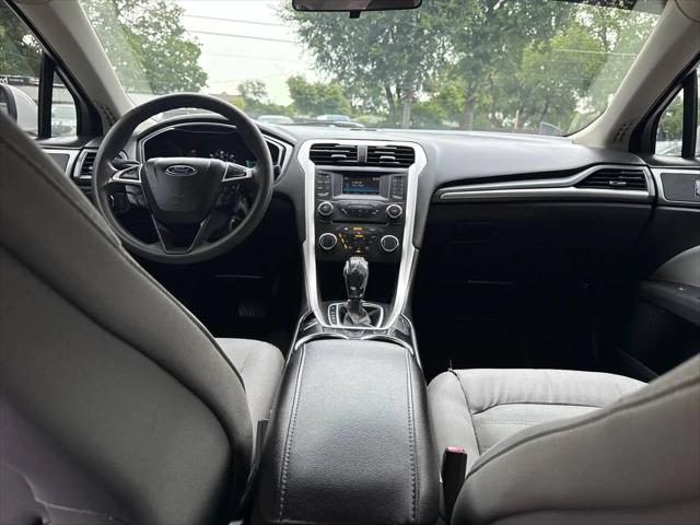 2015 Ford Fusion Hybrid S