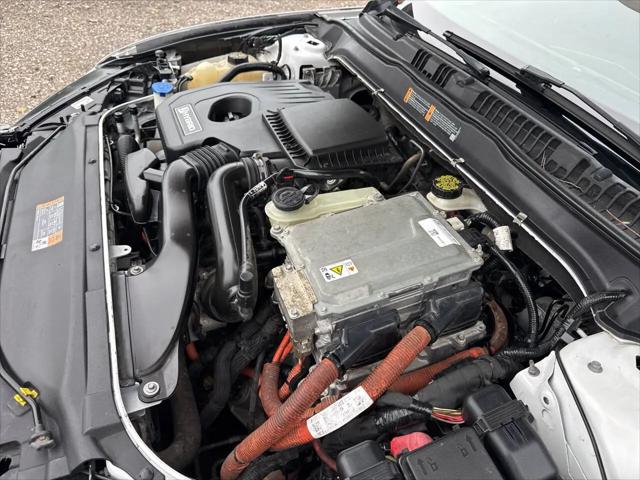 2015 Ford Fusion Hybrid S