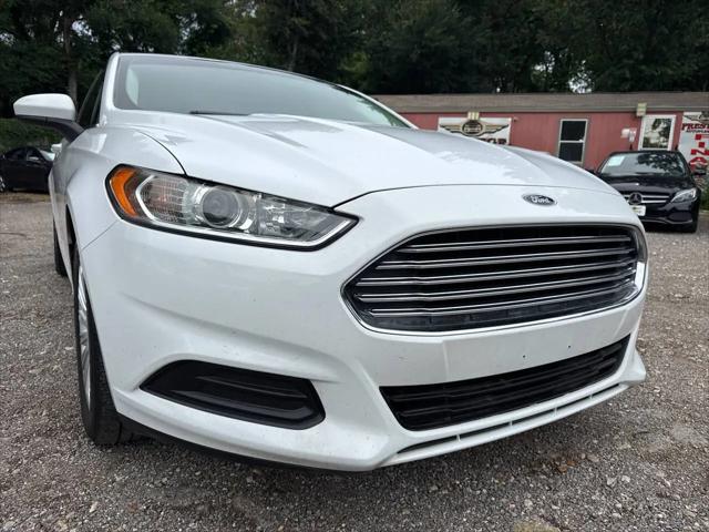 2015 Ford Fusion Hybrid S