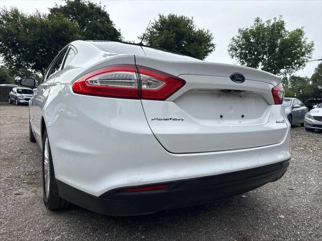 2015 Ford Fusion Hybrid S