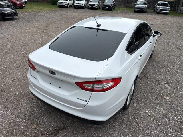 2015 Ford Fusion Hybrid S
