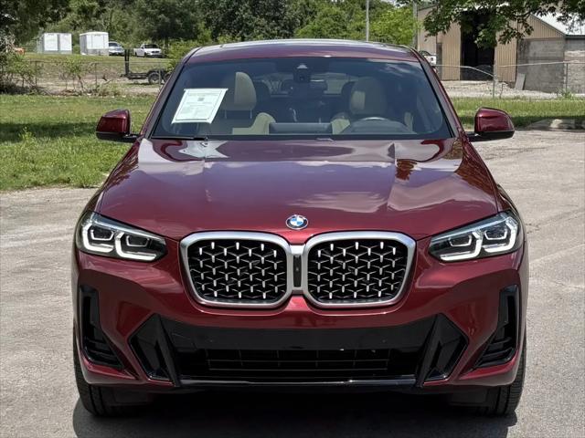 2025 BMW X4 xDrive30i