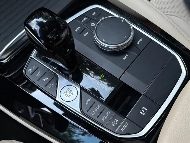 2025 BMW X4 xDrive30i