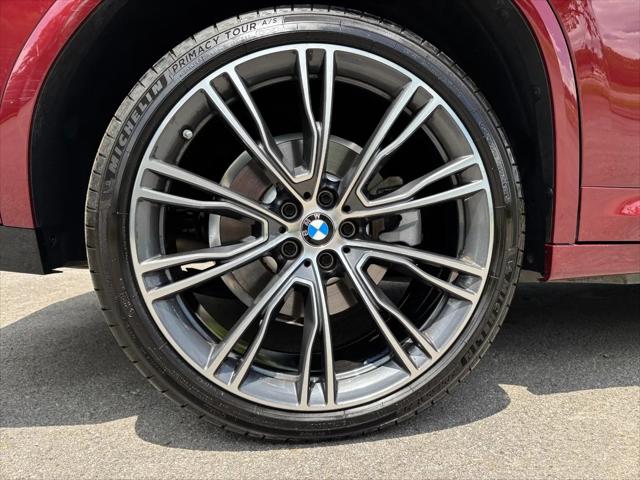 2025 BMW X4 xDrive30i