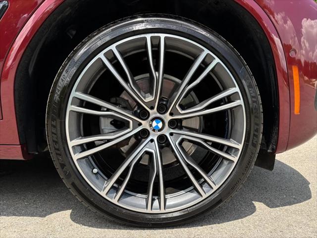 2025 BMW X4 xDrive30i