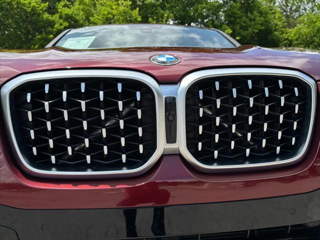 2025 BMW X4 xDrive30i