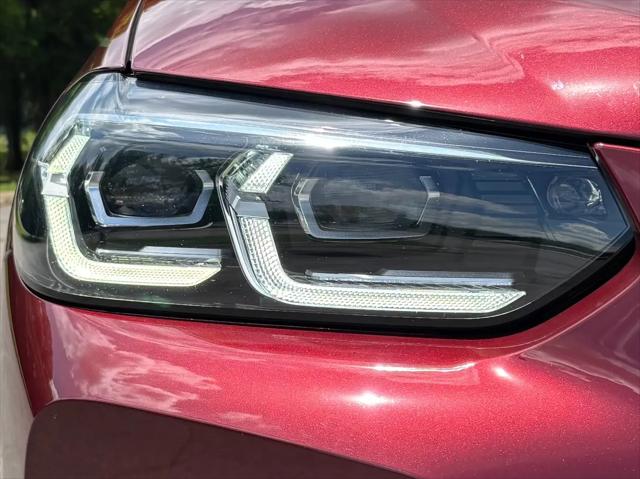 2025 BMW X4 xDrive30i