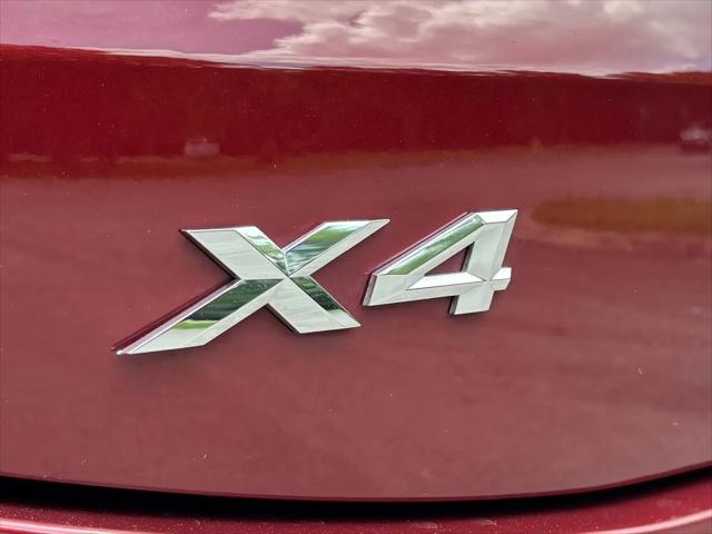 2025 BMW X4 xDrive30i