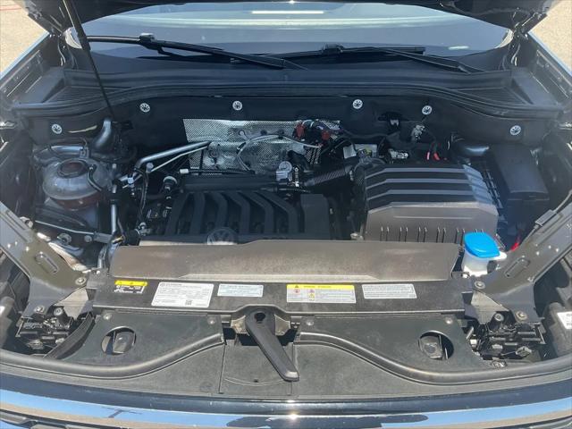 2022 Volkswagen Atlas Cross Sport 3.6L V6 SE w/Technology