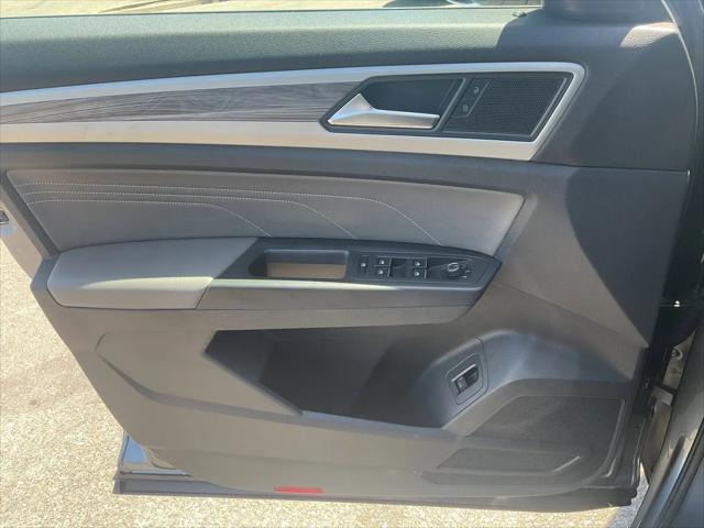 2022 Volkswagen Atlas Cross Sport 3.6L V6 SE w/Technology