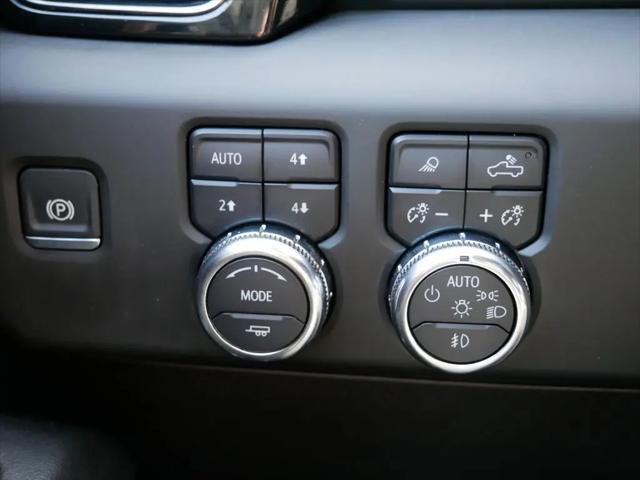 2025 GMC Sierra 2500HD Crew Cab, Standard Bed, AT4, 4WD