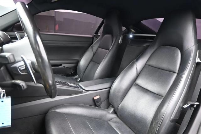 2016 Porsche Cayman Black Edition