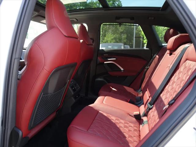2026 Audi SQ5 Premium Plus TFSI quattro S tronic