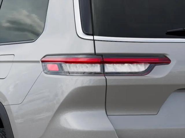 2026 Jeep Grand Cherokee L Altitude 4x2