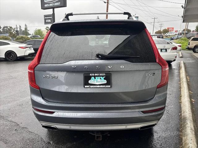 2016 Volvo XC90 T6 Momentum