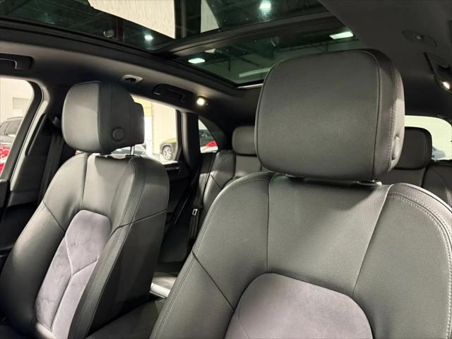 2020 Porsche Macan Macan