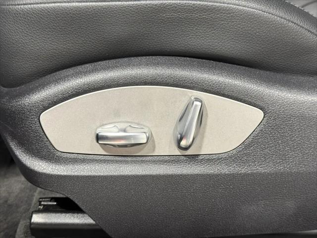 2020 Porsche Macan Macan