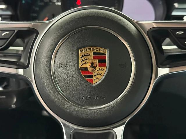 2020 Porsche Macan Macan