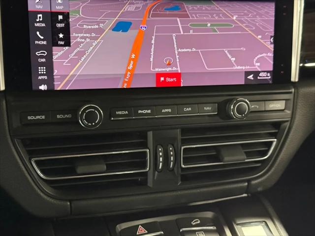 2020 Porsche Macan Macan
