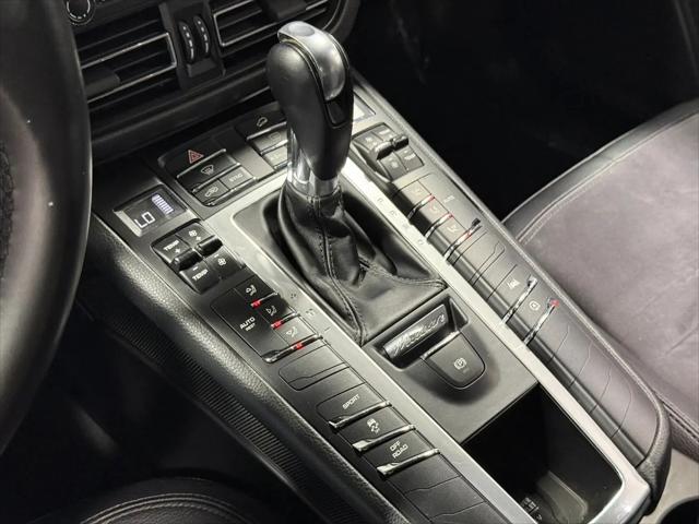2020 Porsche Macan Macan