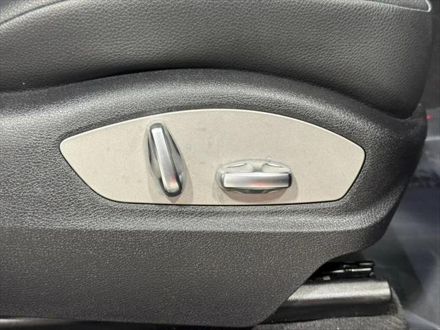 2020 Porsche Macan Macan