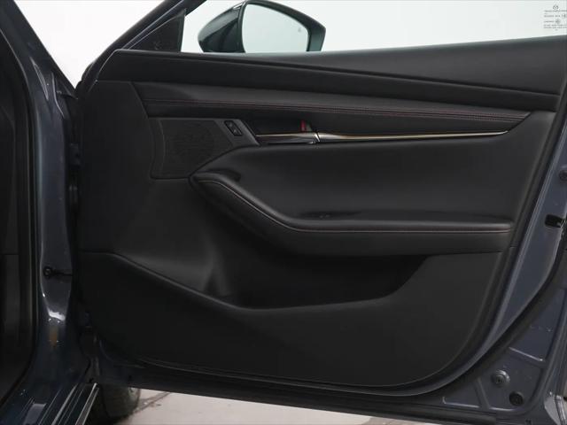2025 Mazda Mazda3 2.5 S Carbon Edition