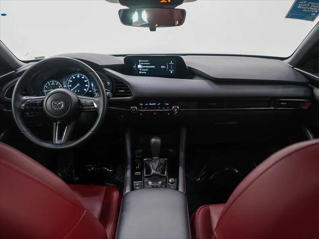 2025 Mazda Mazda3 2.5 S Carbon Edition
