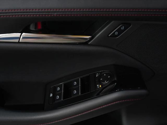 2025 Mazda Mazda3 2.5 S Carbon Edition