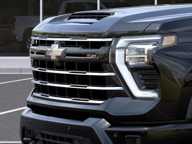 2026 Chevrolet Silverado 2500HD Crew Cab, Standard Bed, LT, 4WD